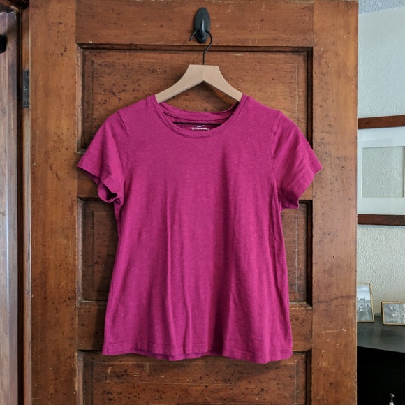 3/$15 🌷Eddie Bauer Berry Pink Crewneck Tee Shirt - Picture 5 of 5